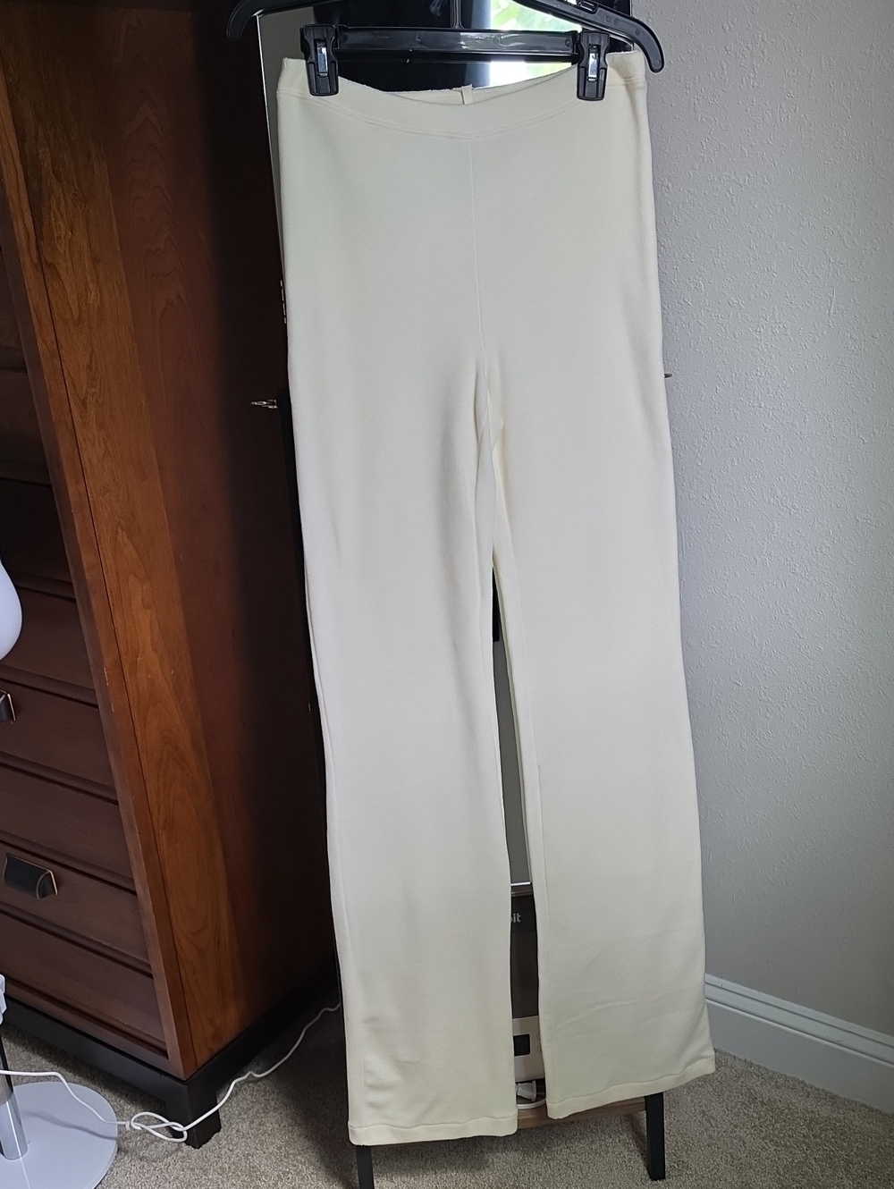 NWT - SKIMS Out Door Fleece Lounge - Ecru
